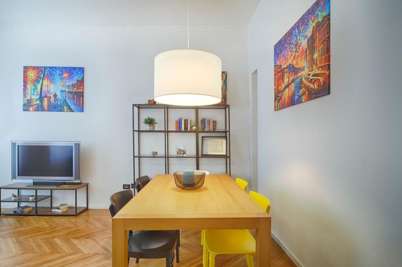 Mihaela Apartment - Charme Near The Station Trieste Exteriör bild